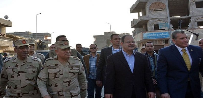 وزيرا الدفاع والداخلية يتفقدان قوات إنفاذ القانون بسيناء