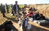 لاسباب إنسانية الجزائرة تستقبل السوريين العالقين على حدودها.