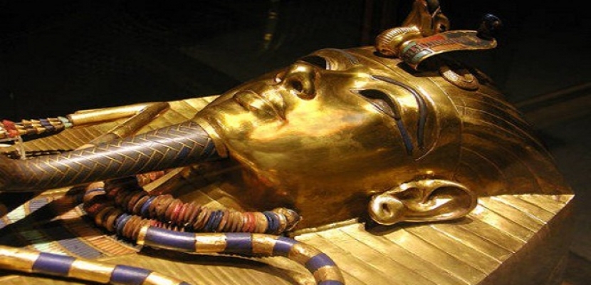 عرض مجموعة من الرقائق الذهبية لتوت عنخ آمون لأول مرة بالمتحف المصري