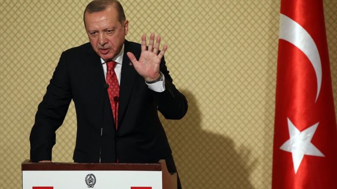تركيا تُحذر من شن هجوم “عشوائي” على المدنيين بقطاع غزة