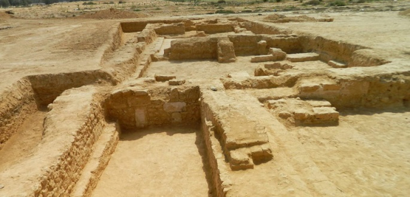 كشف موقع أثري لحجرات من العصر الروماني والبيزنطي بميت أبو الكوم