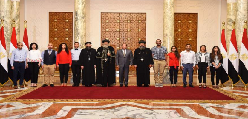 الرئيس السيسي: مصر تعتز بأبنائها المسيحيين.. وتفخر بما يقدمونه من نجاحات