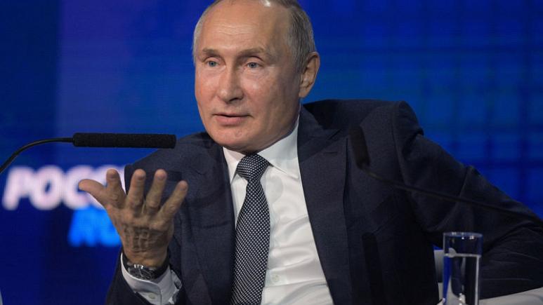 وكالة: بوتين يقول على روسيا مساعدة شركاتها النفطية في الخارج