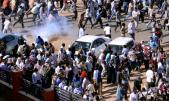شهود: قوات الأمن السودانية تطلق الغاز المسيل للدموع على محتجين في الخرطوم