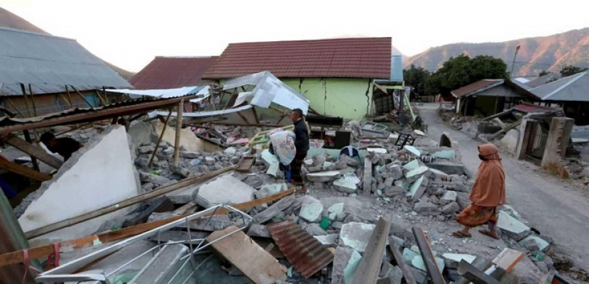 ارتفاع حصيلة ضحايا “تسونامي” إندونيسيا إلى 430 قتيلا و1500 مصاب