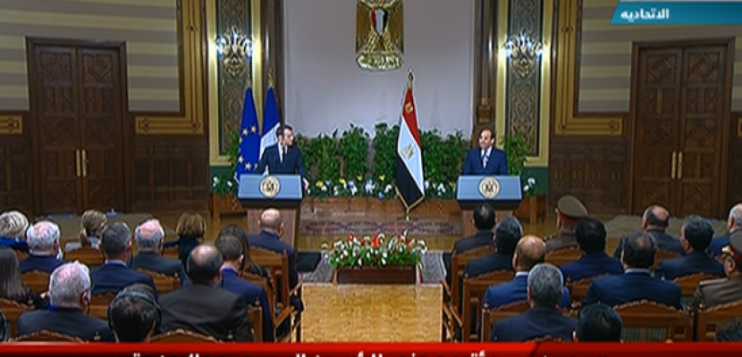 السيسي: اتفقت مع ماكرون على زيادة حجم التبادل التجارى والاستثمار بين البلدين