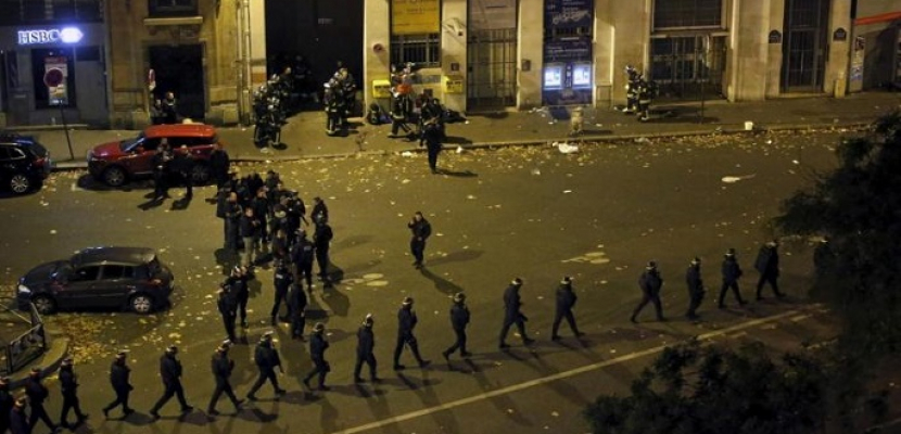 فرنسا تحاكم 14 شخصا لهم صلات بهجمات عام 2015