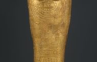 مصر تستعيد تابوتا أثريا من متحف المتروبوليتان