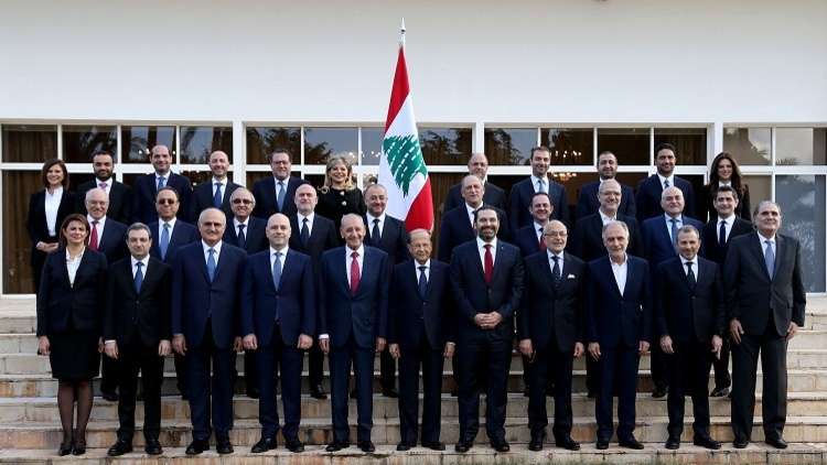 وزراء في الحكومة اللبنانية يصفون قيام زملاء لهم بزيارة سوريا  بـ «العمل الشيطاني»