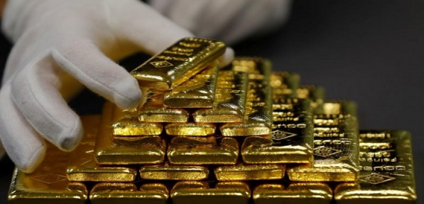 الذهب يهبط لأدنى مستوى في أسبوعين مع صعود الدولار