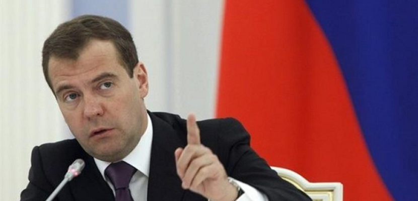 ميدفيديف: حكومة كييف تخلق الاتهامات والاستفزازات ضد روسيا لصرف الأنظار عن فشلها الداخلي