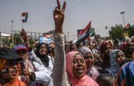 الآلاف يتدفقون على الاعتصام أمام مقر الجيش السوداني