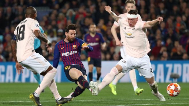دوري أبطال أوروبا: ميسي يحطم آمال مانشستر يونايتيد