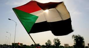 «العسكري السوداني»: مقتل 6 وإصابة 16 من عناصر الأمن في مواجهات مع متظاهرين
