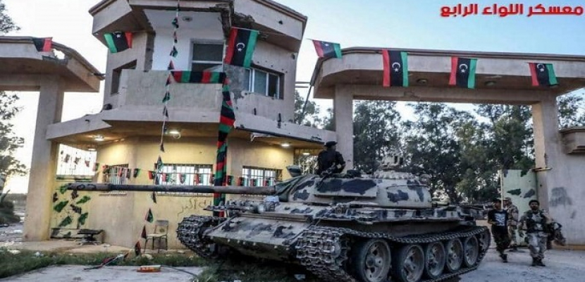 الجيش الليبى يستعيد مواقع حيوية ويتقدم إلى وسط طرابلس
