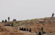 قوات سوريا الديمقراطية تتعقب عناصر داعش داخل كهوف قرب الباغوز