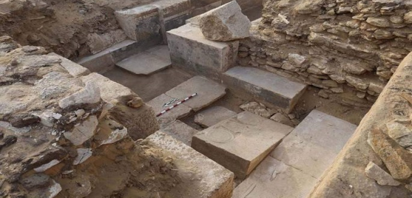 الآثار: اكتشاف مقبرة “خوي” النبيل من الأسرة الخامسة بجنوب سقارة