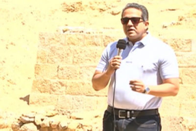 وزير الآثار يعلن الكشف عن مقبرة مزدوجة بالهرم يرجع تاريخها لعصر الأسرة الخامسة
