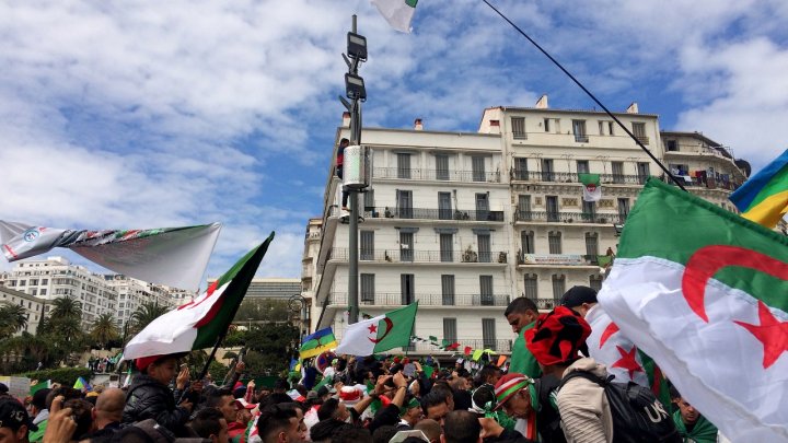 الجزائر: إيداع المدير السابق لإقامة الدولة الحبس المؤقت بتهمة “جمع معلومات لصالح قوة أجنبية”