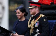الأمير هاري وزوجته ميجان يحضران عرضا عسكريا أقيم تكريما للملكة إليزابيث