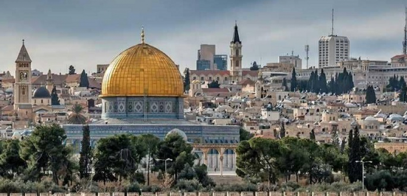 رئيس البرلمان العربي يطالب رومانيا بعدم نقل سفارتها بإسرائيل إلى القدس المحتلة