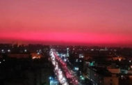 “السماء الحمراء” تحير سكان القاهرة
