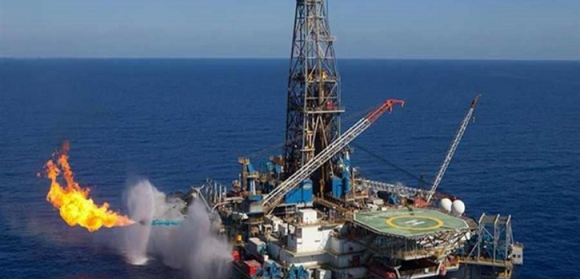 وزارة البترول : استثمارات بأكثر من 10 مليارات دولار في حقل ظُهر