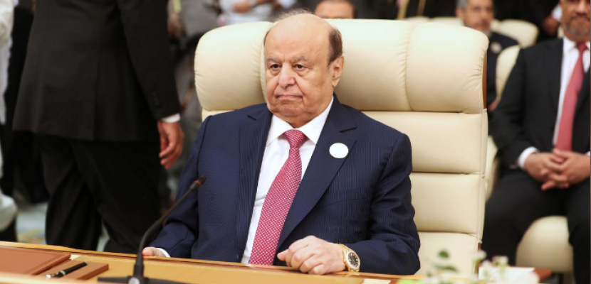ترحيب عربي بنقل الرئيس اليمني صلاحياته لمجلس القيادة الرئاسي