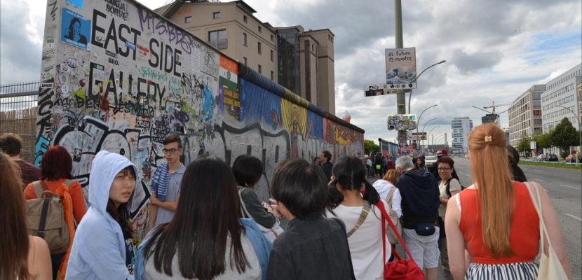 المستشارة الألمانية والرئيس الألماني يحتفلان بمرور ٣٠ عاما على سقوط سور برلين