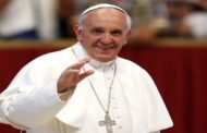 بابا الفاتيكان يدافع عن المهاجرين ويدعو للسلام في رسالة عيد الميلاد