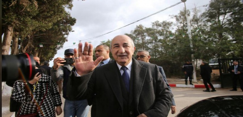 إعلان فوز رئيس وزراء الجزائر السابق عبد المجيد تبون بانتخابات الرئاسة