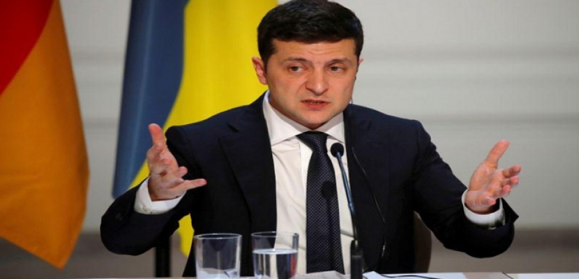 الرئيس الأوكراني يدعو إلى فرض عقوبات أكثر صرامة على روسيا