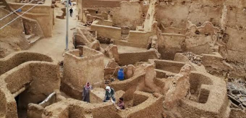 الآثار: انتهاء 90٪من أعمال الترميم بمشروع إحياء قرية شالي الأثرية بواحة سيوة
