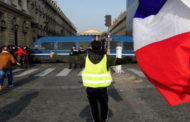 شرطة باريس تحظر مظاهرة لحركة “السترات الصفراء” السبت