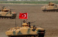 تركيا تواصل الدفع بالجنود والآليات العسكرية إلى إدلب
