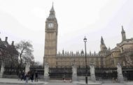 لأول مرة منذ 700 سنة.. سابقة في البرلمان البريطاني