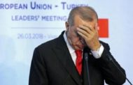 مستشار سابق لأردوغان: الحزب الحاكم يجنّد مرتزقة للترويج له إلكترونيا‎