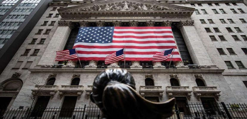 الأسهم الأمريكية ترتفع عند الفتح بعد زيادة قياسية لمبيعات التجزئة