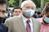 السجن 12 عاما وغرامة لرئيس وزراء ماليزيا السابق بسبب إساءة استغلال السلطة