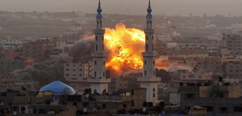 إسرائيل تشن غارات على أهداف تابعة لحركة حماس فى قطاع غزة
