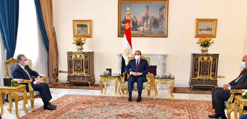 السيسي يؤكد حرص مصر على تعزيز آليات التعاون المشترك مع أرمينيا
