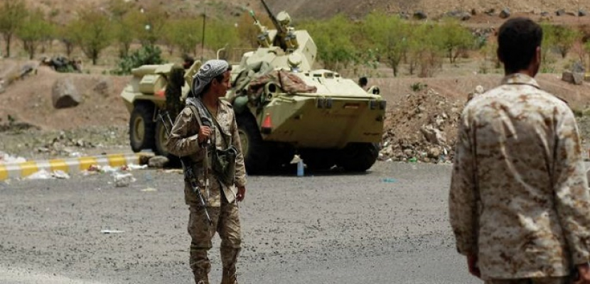 الحوثيون يعترفون بمقتل 14 قياديا بنيران الجيش اليمنى فى مأرب