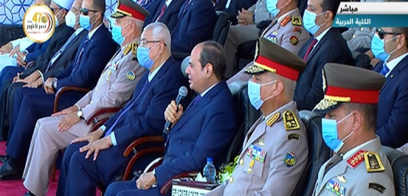 الرئيس السيسي: قوة الجيش ووعي المصريين يقفان سدا منيعا أمام أي معتد يريد النيل من مصر