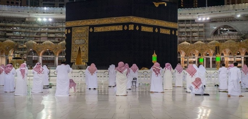 السعودية تسمح بأداء العمرة والزيارة والصلوات بنسبة 75 % اعتباراً من الأحد المقبل
