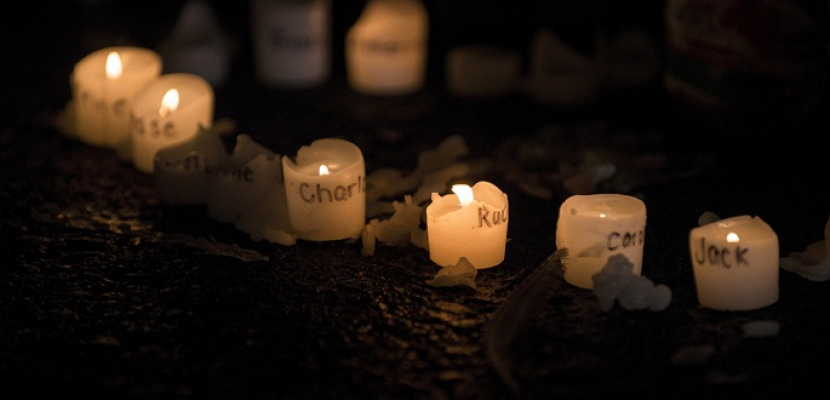 بايدن يوقد الشموع اليوم لاقتراب وفيات كورونا بالولايات المتحدة من نصف مليون