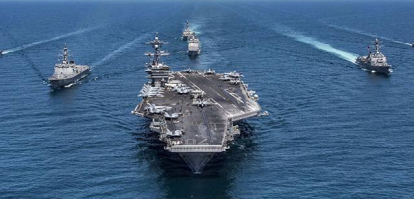 الأسطول الخامس للبحرية الأمريكية: مواجهة بين سفن إيرانية وأمريكية هي الأولى منذ عام