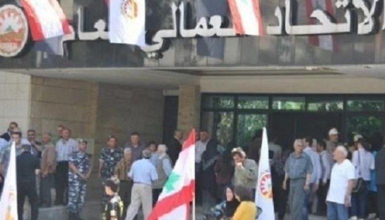 العمال وأصحاب الأعمال وقوى سياسية لبنانية يشاركون رسميًا في إضراب اليوم للمطالبة بسرعة تشكيل حكومة