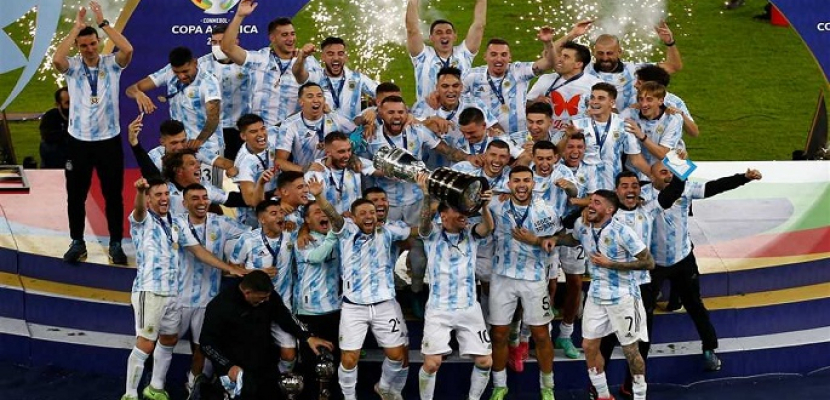 ليونيل ميسي يهدي فوز الأرجنتين ببطولة “كوبا أمريكا” إلى الراحل ماردونا