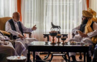مسؤول بارز في طالبان يجتمع مع حامد كرزاي وعبد الله وعبد الله
