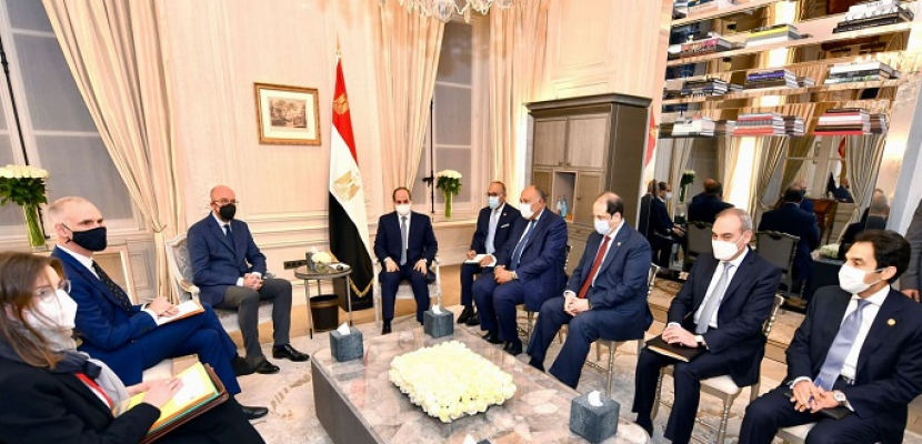 الرئيس السيسي يستعرض مع رئيس المجلس الأوروبي جوانب العلاقة بين مصر والاتحاد الأوروبي